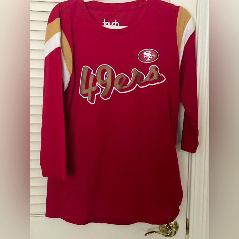 Are you a 49er fan? ❤️💛🏈 Brand New